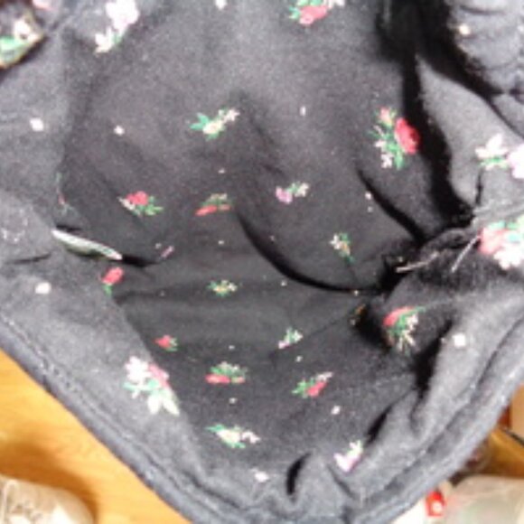 Vera Bradley PETIT POINT Shoulder Crossbody Bag Black Purse Handbag Tote Roses - Picture 9 of 12